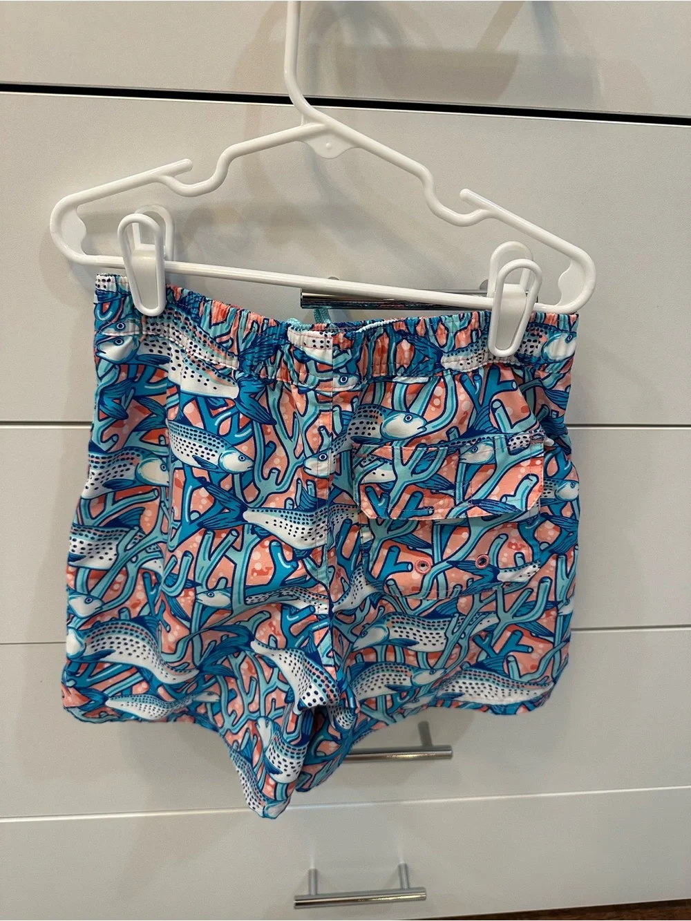 Vineyard Vines Boys Blue Pink Coral Print Swim Shorts Size 6